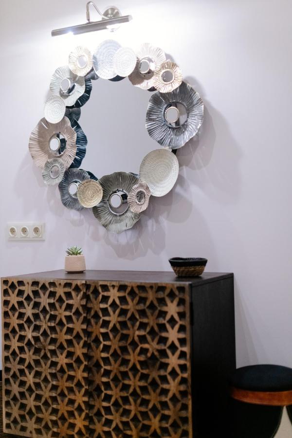 Riga Premium Apartments - Ground Floor With Separate Entrance エクステリア 写真